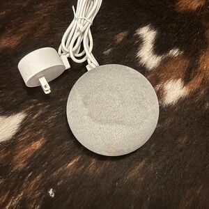 Google home- Smart Speaker with Voice Assistant - Gray